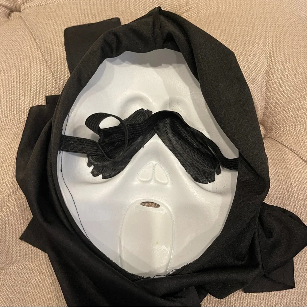 Scary Ghost Face Costume - Black and White